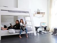 Jak urządzić kompaktowy pokój nastolatka?